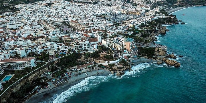 Nerja reclama más suelo asequible en su nuevo PGOM: el urbanismo afronta la presión residencial
