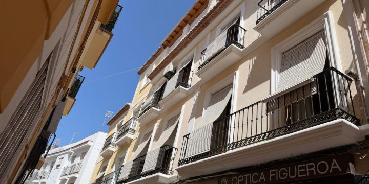 Almuñécar amplía las ayudas al alquiler joven: 63 beneficiarios y 132.300 euros